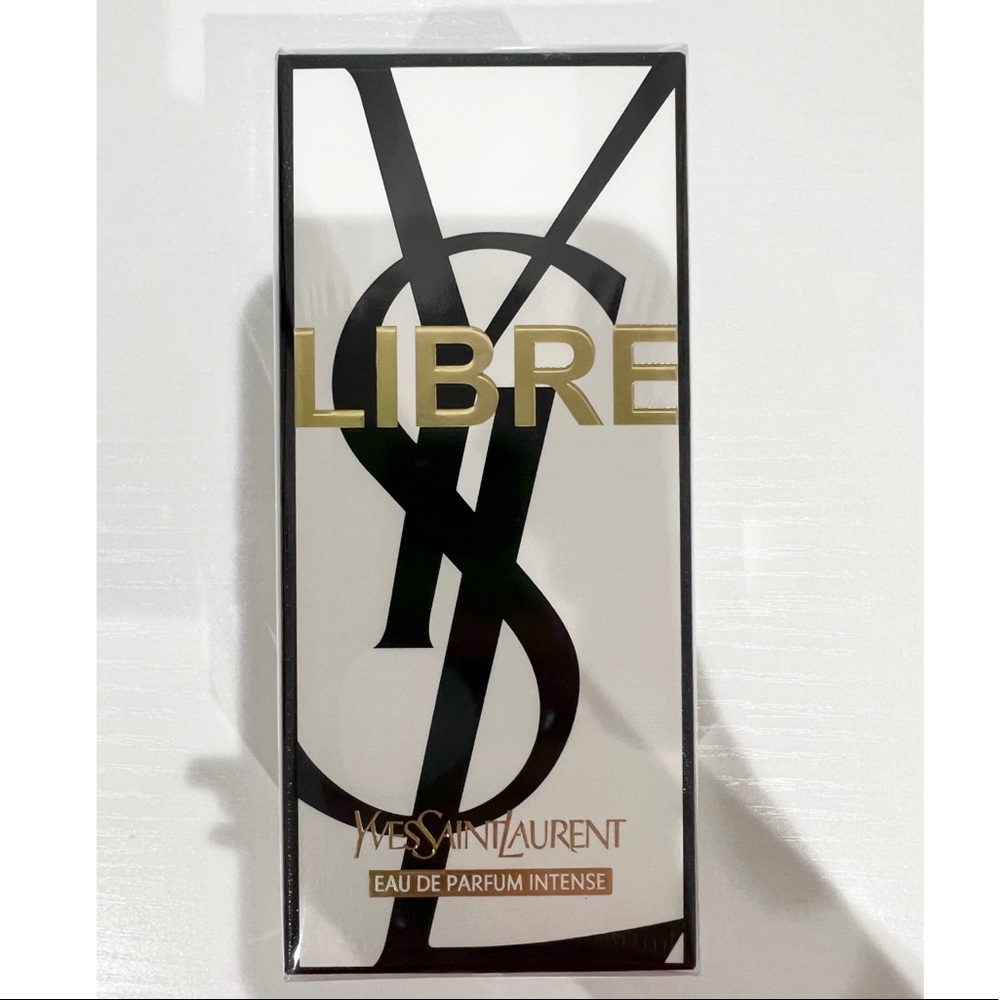 Libre Yves Saint Laurent